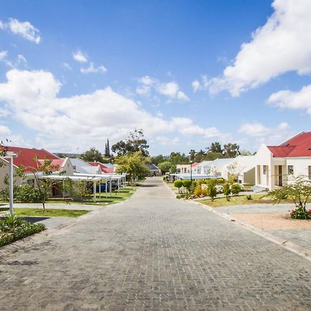 El Dorado 65 Luxury Self Catering Villa Oudtshoorn Exterior photo